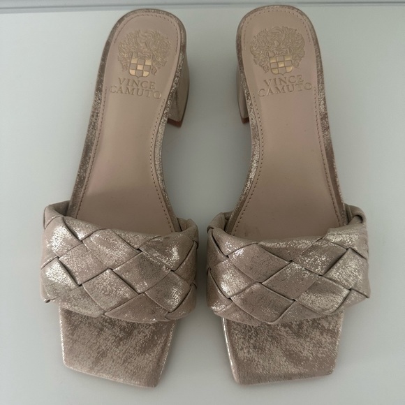 Vince Camuto Semtera Block Heel Slide Sandal Golden Natural EUC 6.5 - Picture 2 of 4